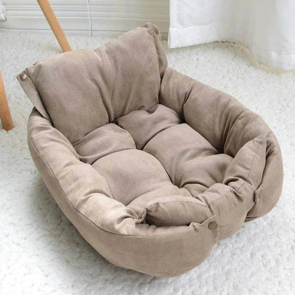 3-in-1 Cozy Pet BedDescription:
Give your pet the ultimate comfort! This multifunctional 3-in-1 bed transforms into a mat, sofa, or nest—perfect for cuddly naps in every season.
BeneRegal Pet PalaceRegal Pet Palace3-in-1 Cozy Pet Bed