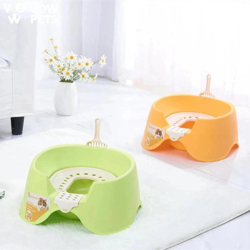 Squatting Cat Litter BoxDescription:
Make your cat’s bathroom experience more comfortable with this semi-enclosed, double-deck litter box. Easy to clean and designed for hygiene, it keeps Regal Pet PalaceRegal Pet PalaceSquatting Cat