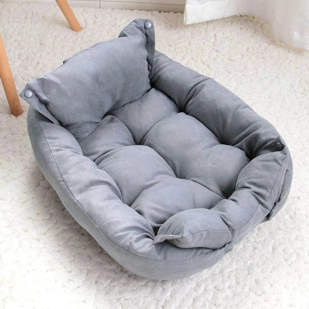 3-in-1 Cozy Pet BedDescription:
Give your pet the ultimate comfort! This multifunctional 3-in-1 bed transforms into a mat, sofa, or nest—perfect for cuddly naps in every season.
BeneRegal Pet PalaceRegal Pet Palace3-in-1 Cozy Pet Bed