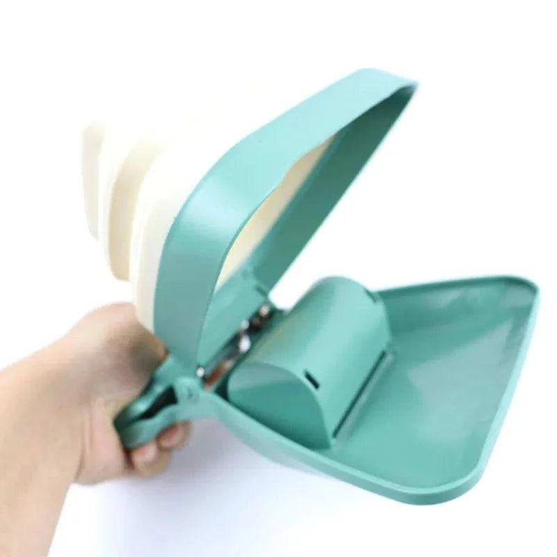 Foldable Pet Pooper ScooperDescription:
Keep your outdoor adventures clean and hassle-free! This foldable pooper scooper with biodegradable bags makes waste pickup quick and easy, ensuring a Regal Pet PalaceRegal Pet PalaceFoldable Pet Pooper