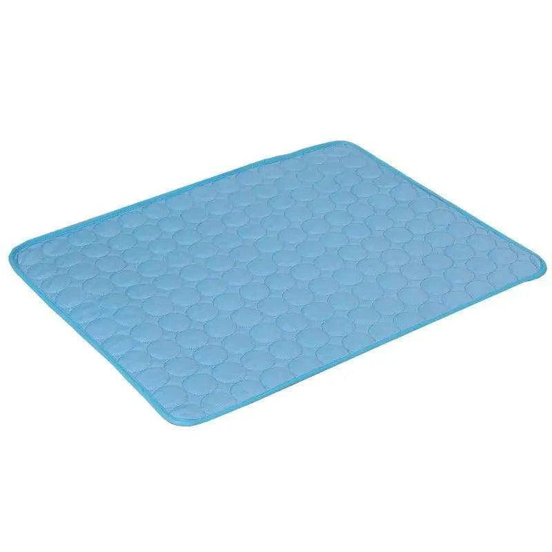 Cooling Mat for PetsDescription:
Beat the summer heat! Keep your pets cool and comfortable with this extra-large cooling mat, designed to keep them relaxed and happy all season long.
Regal Pet PalaceRegal Pet PalaceCooling Mat