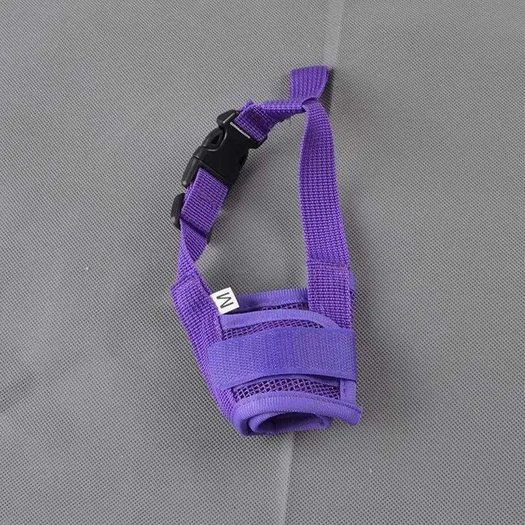 Adjustable Breathable Dog MuzzleDescription:
Keep your dog calm and safe! This breathable, adjustable muzzle gently discourages barking and chewing while ensuring comfort, making walks and vet visRegal Pet PalaceRegal Pet PalaceAdjustable Dog Muzzle