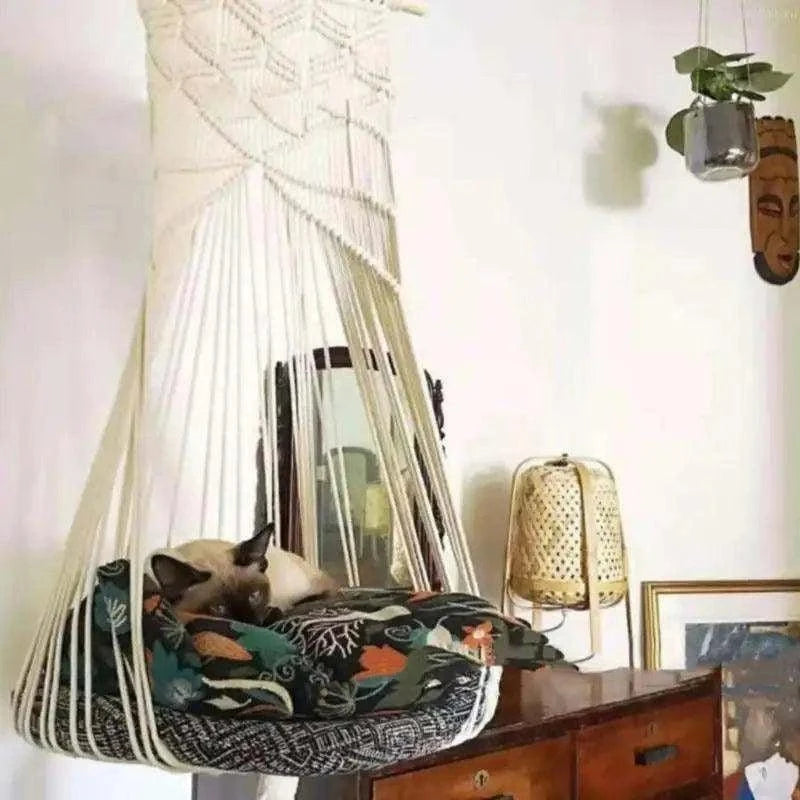 Soft Hanging Bed SwingDescription:
Treat your furry friend to the perfect nap spot with this cozy hanging bed. Its soft mesh material offers comfort and support, making it ideal for catsRegal Pet PalaceRegal Pet PalaceSoft Hanging Bed