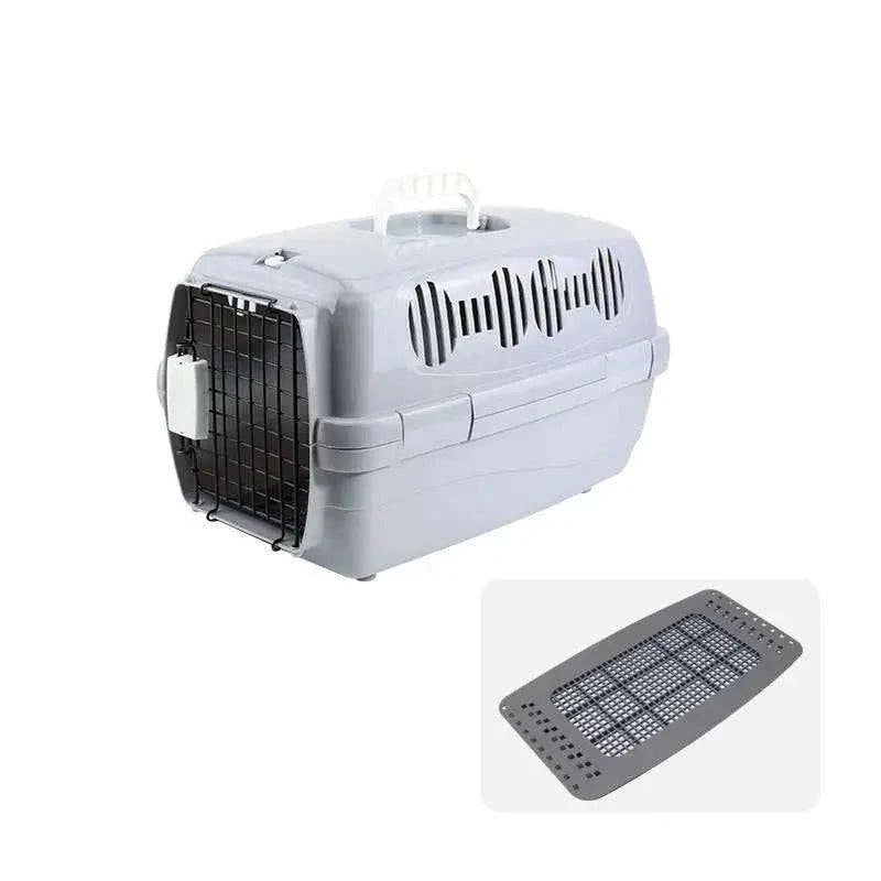 Portable Pet Flight BoxDescription:
Travel with ease and comfort. This portable pet flight box ensures your pet’s safety while offering a spacious, airy environment for your cat or dog.
Regal Pet PalaceRegal Pet PalacePortable Pet Flight