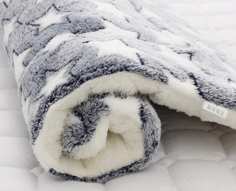 Cozy Bear Pattern Pet Bed