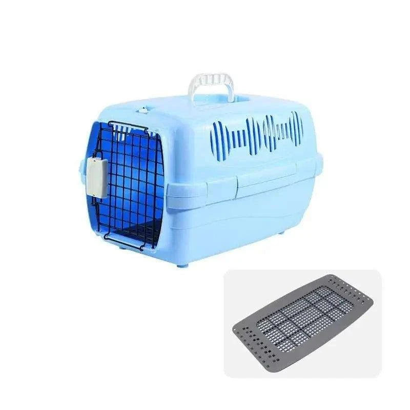 Portable Pet Flight BoxDescription:
Travel with ease and comfort. This portable pet flight box ensures your pet’s safety while offering a spacious, airy environment for your cat or dog.
Regal Pet PalaceRegal Pet PalacePortable Pet Flight
