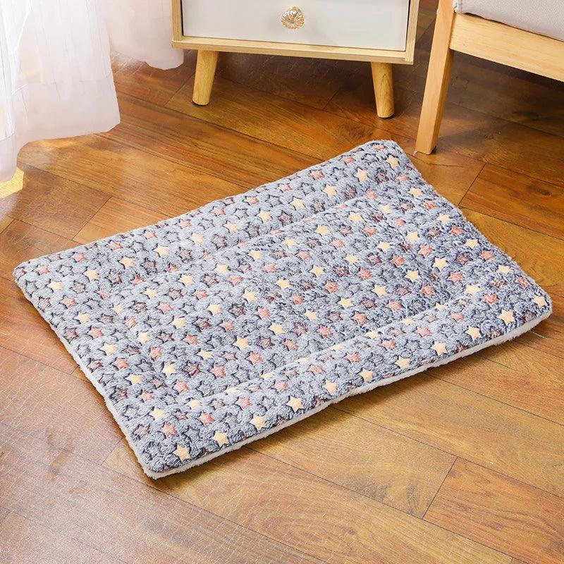 Cozy Flannel Cat Sleeping Mat