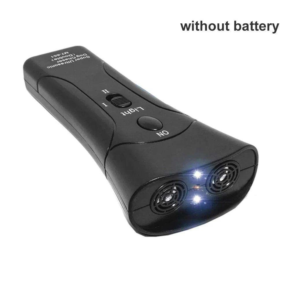 Ultrasonic Dog Repeller DeviceDescription:
Stay safe from aggressive animals! This ultrasonic dog chaser uses sound and an LED flashlight to deter threats, making walks, jogs, and outdoor advenRegal Pet PalaceRegal Pet PalaceUltrasonic Dog Repeller