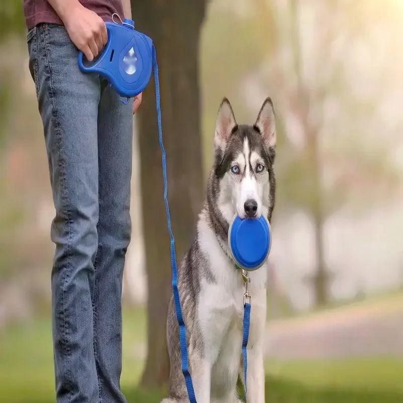 Retractable Leash with Water Storage