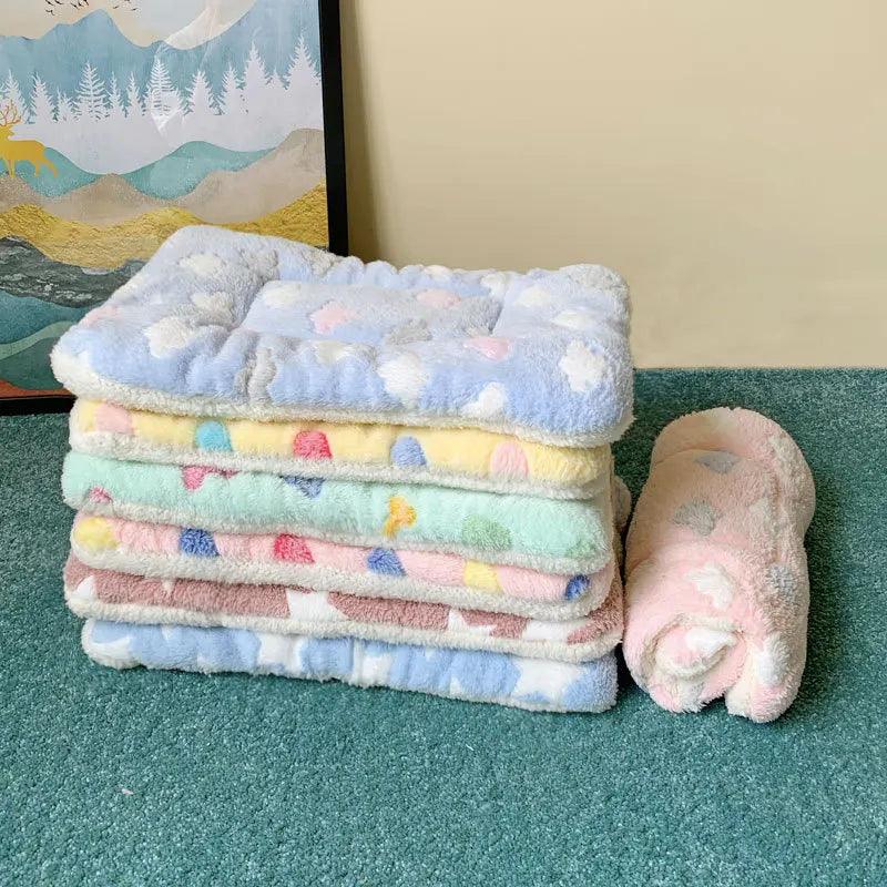 Cozy Plush Cat Bed Mat