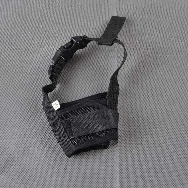 Adjustable Breathable Dog MuzzleDescription:
Keep your dog calm and safe! This breathable, adjustable muzzle gently discourages barking and chewing while ensuring comfort, making walks and vet visRegal Pet PalaceRegal Pet PalaceAdjustable Dog Muzzle