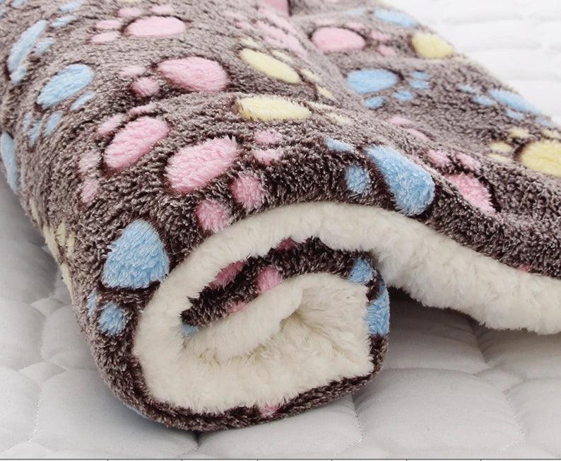 Cozy Bear Pattern Pet Bed