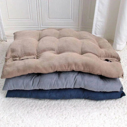 3-in-1 Cozy Pet BedDescription:

Give your pet the ultimate comfort! This multifunctional 3-in-1 bed transforms into a mat, sofa, or nest—perfect for cuddly naps in every season.

BeneRegal Pet PalaceRegal Pet Palace3-in-1 Cozy Pet Bed