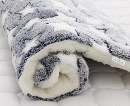 Cozy Bear Pattern Pet Bed