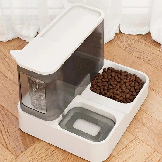 Automatic pet feeder with wet and dry food separation, water refill system, and non-slip design.